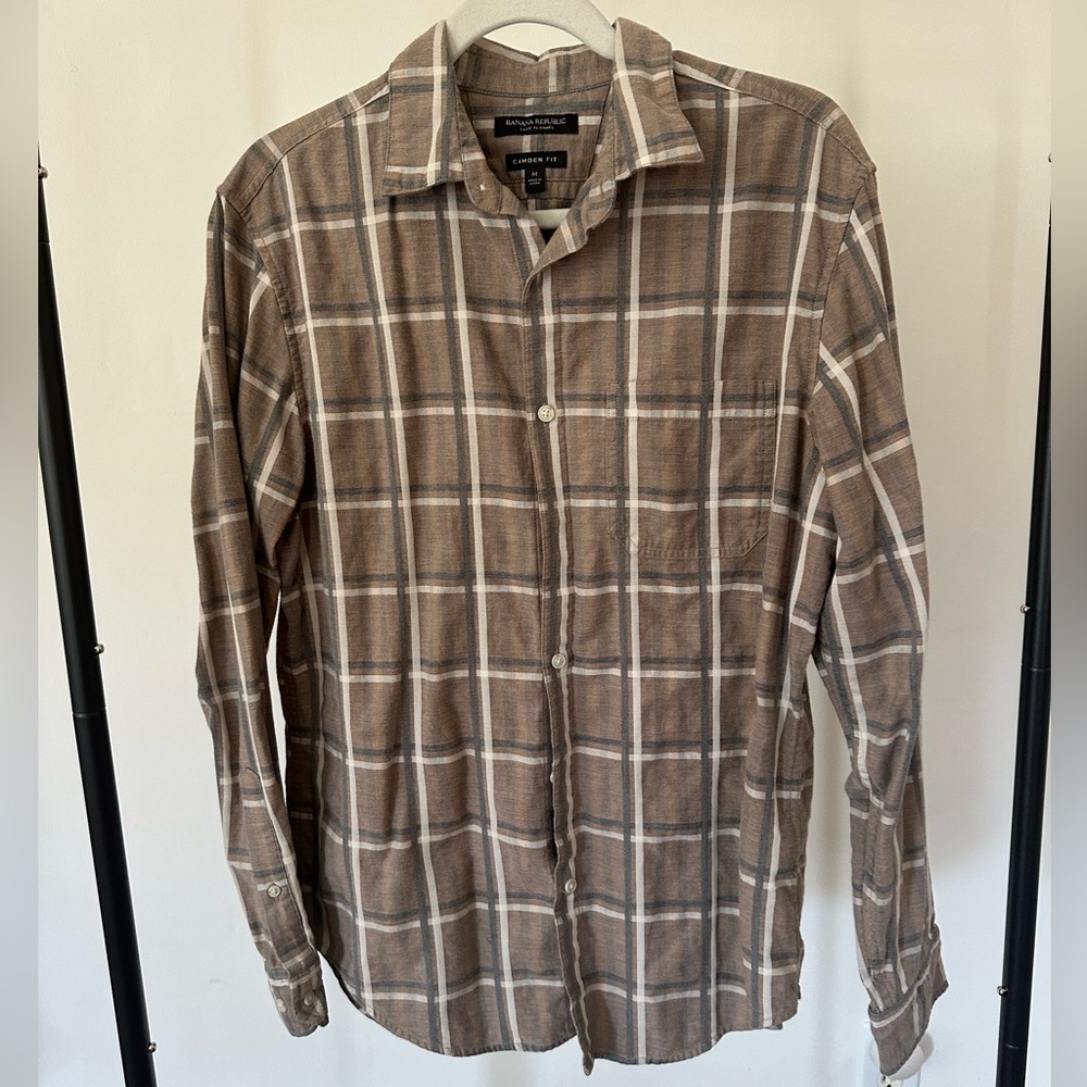 Banana Republic | Luxe Flannel Camden Fit | M